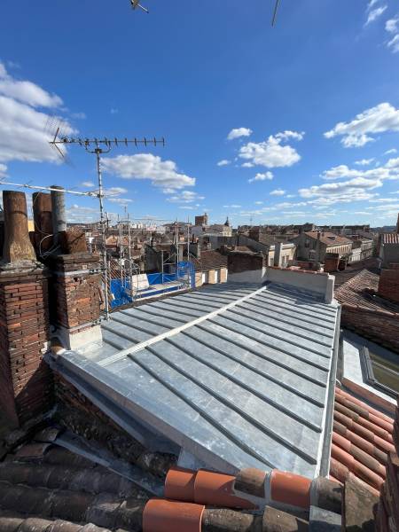 Rénovation toiture zinc à tasseau
