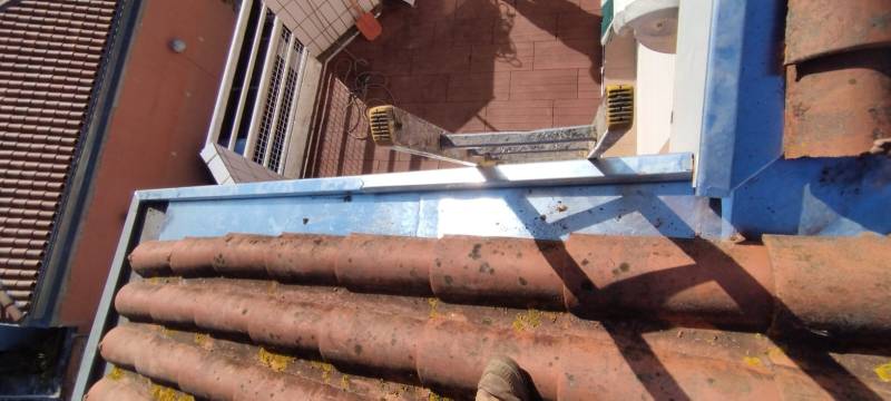 Travaux de zinguerie sur mesure et pose de couloir de rive en zinc à Toulouse